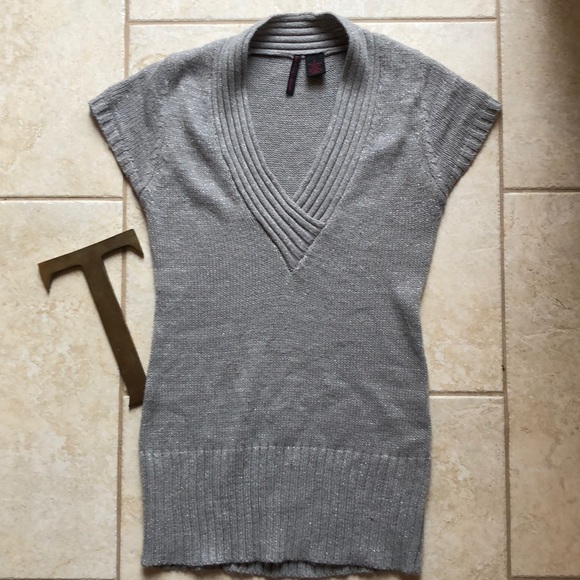 Heart n Crush V Neck Sweater Size L - Picture 5 of 5